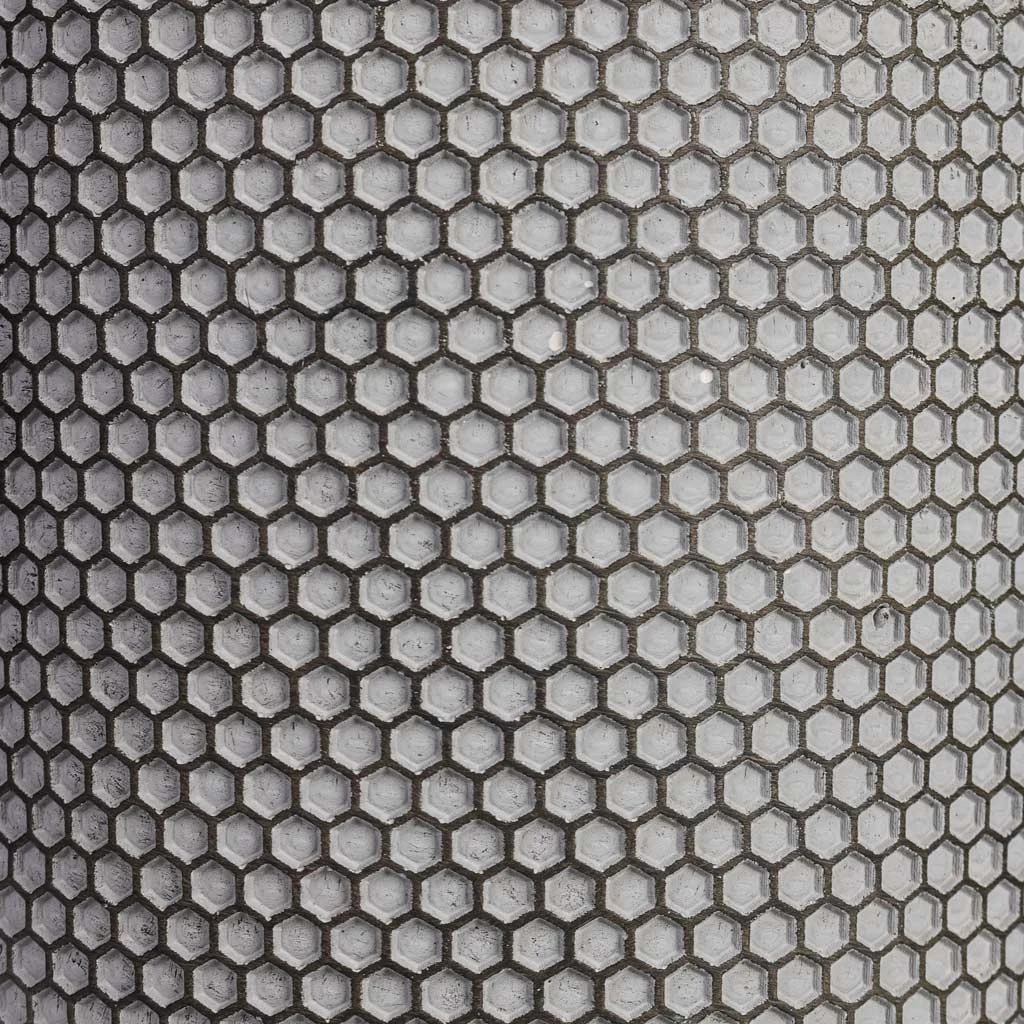 Bernt Plant Pot - Shiny Black 4 Bernt Plant Pot - Shiny Black - Image 4