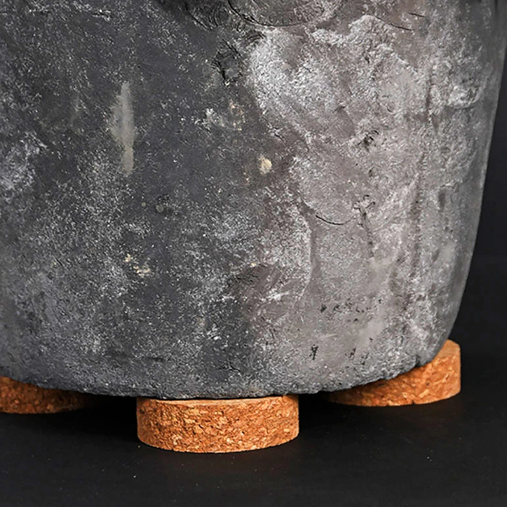 Plant Pot Feet - Set Of 4 - Cork 2 Plant Pot Feet - Set Of 4 - Cork - Image 2