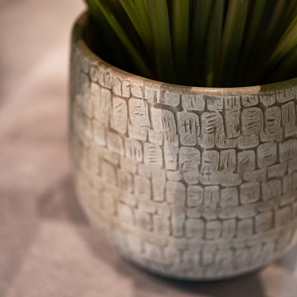 Renzo Plant Pot - Sand 8 Renzo Plant Pot - Sand - Image 8